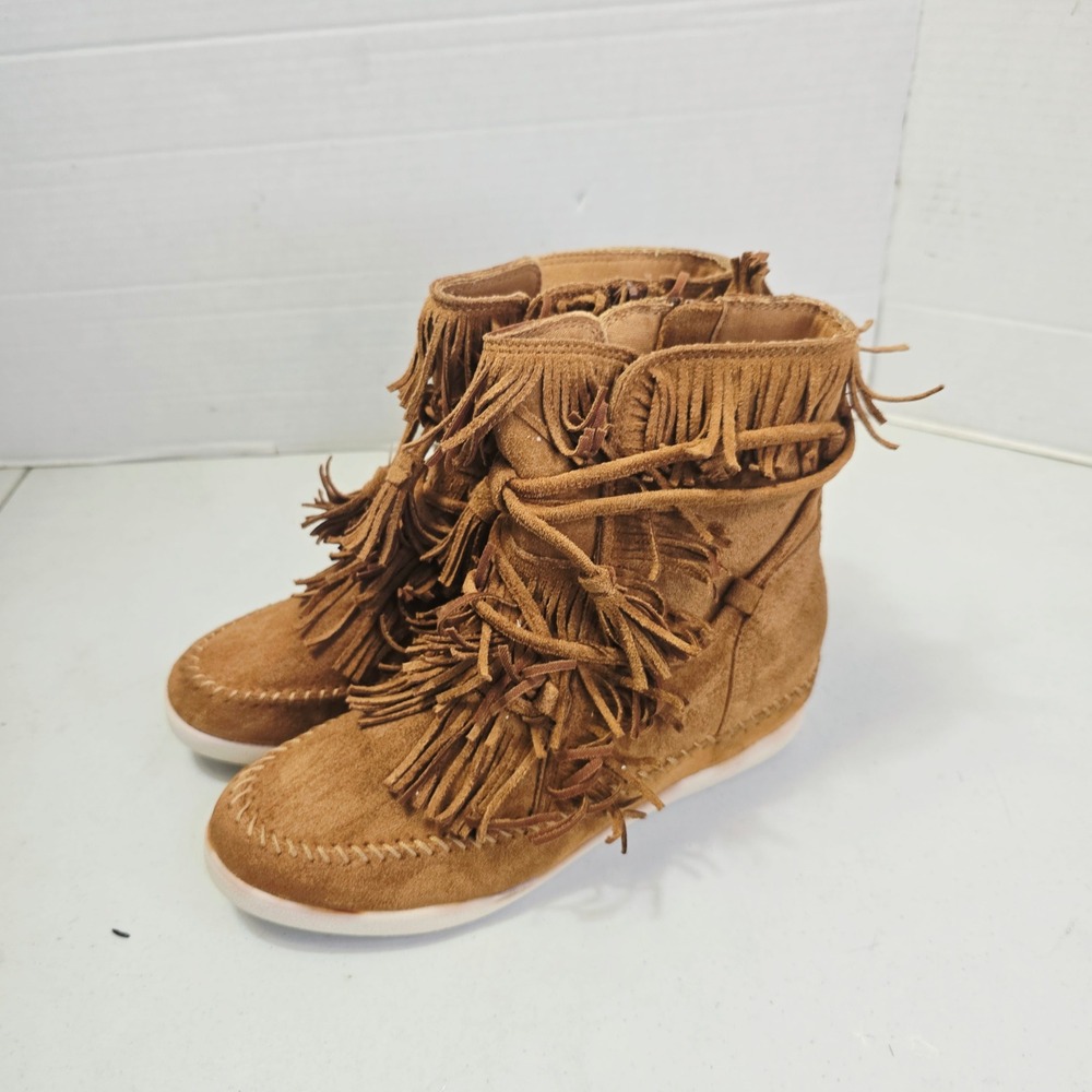 Hot Tomato Women's Fringe Wedge Ankle Boots Size 8 Tan Tassel Moccasin Bootie